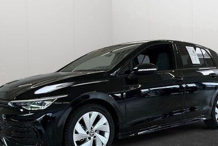 VW Golf 14.656 km 28.990 € Oer-Erkenschwick 45739