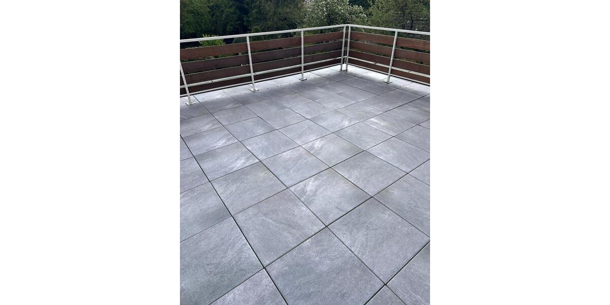 Charmante 3,5 Zimmer Whg. im 2 Fam. Haus, gr. Terrasse, KDB, Klim 3.5 zimmer