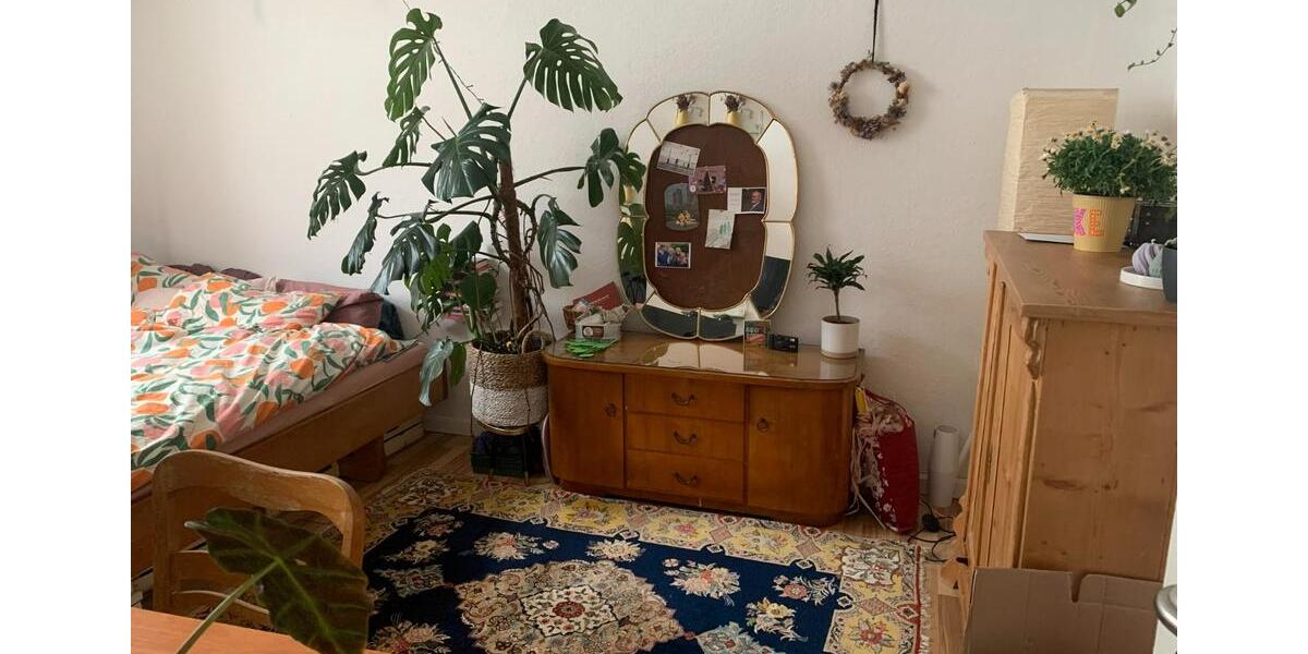 Etagenwohnung Essen Stadtbezirk VII - 4 Zimmer, 125 m&sup2;, 1.500&euro; | Angebot:26232623