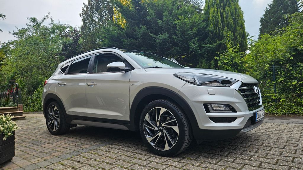 Hyundai TUCSON 107.500 km 22.500 &euro; Dortmund 44267