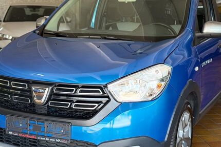 Dacia Lodgy 49.000 km 13.900 &euro; Oberhausen 46145