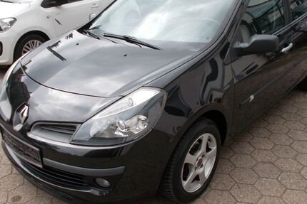 Renault Clio 176.000 km 3.000 &euro; Bochum 44809