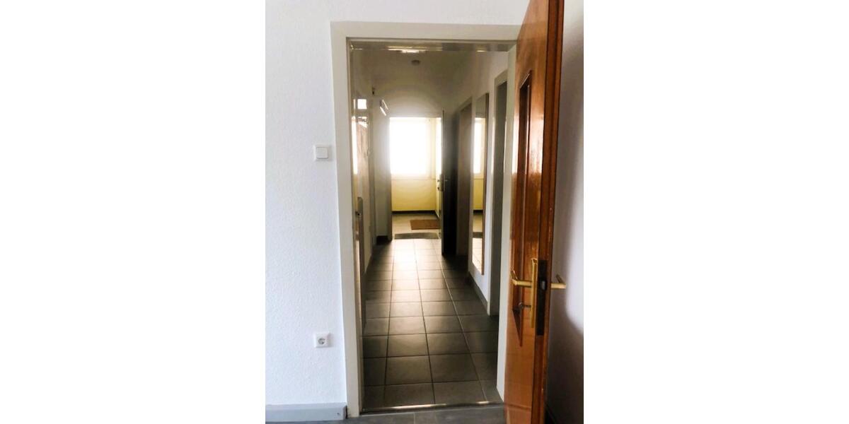 Freundliche 3 Zimmer Wohnung in einem ruhigen gepflegten Haus 3 zimmer