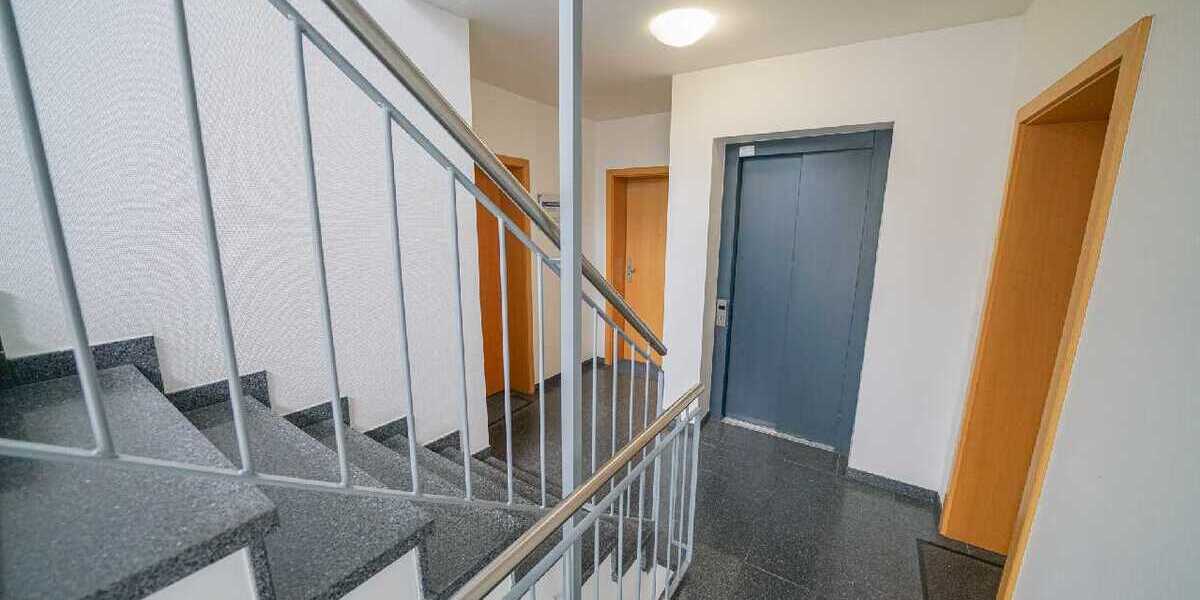 Zentrale, moderne und barrierearme Bürofläche in Ratingen-Mitte 1 zimmer