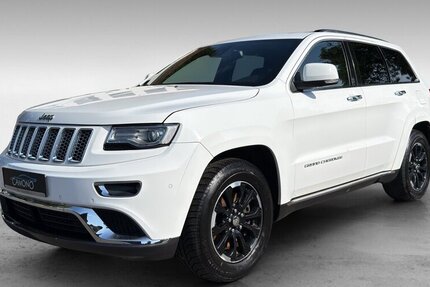 Jeep Grand Cherokee Summit H&K Pano Kamera ACC AHK