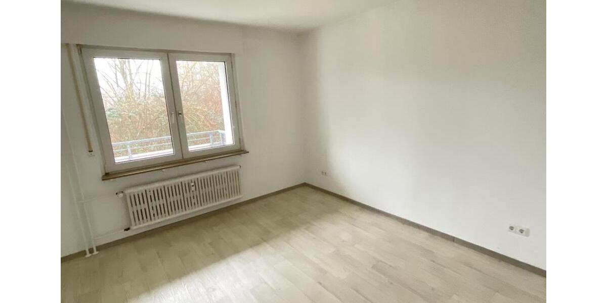 Erdgeschoßwohnung Duisburg Mittelmeiderich - 3 Zimmer, 66 m&sup2;, 579&euro; | Angebot:25258295
