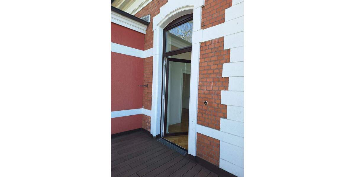 Etagenwohnung Bochum Ehrenfeld - 4 Zimmer, 166 m&sup2;, 1.530&euro; | Angebot:25601024