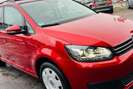 VW Touran 153.099 km 4.650 &euro; Wuppertal 42279