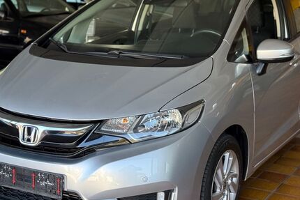 Honda Jazz 144.000 km 9.300 &euro; Oberhausen 46145