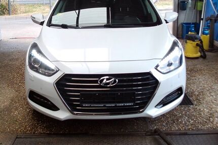 Hyundai i40 144.000 km 8.990 &euro; Oer-Erkenschwick 45739