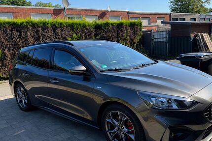 Ford Focus 45.000 km 19.900 &euro; Marl 45772