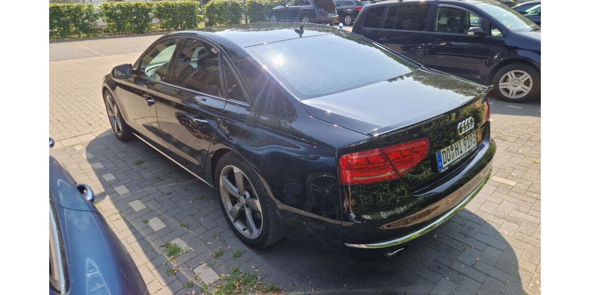 Audi A8 244.000 km 16.500 &euro; Dortmund 44135