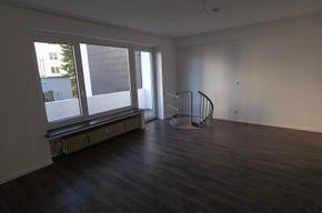 Etagenwohnung Wuppertal Elberfeld - 2 Zimmer, 70 m&sup2;, 450&euro; | Angebot:26180125
