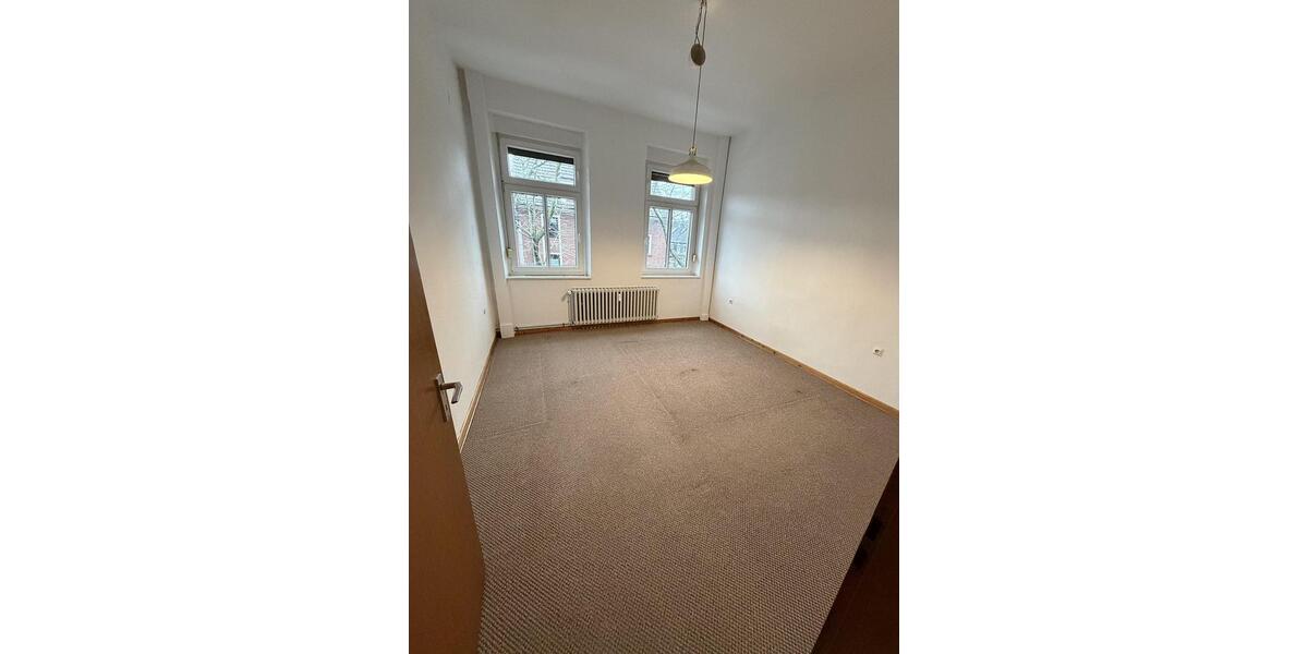 Etagenwohnung Duisburg Mittelmeiderich - 3 Zimmer, 84 m&sup2;, 500&euro; | Angebot:26193557