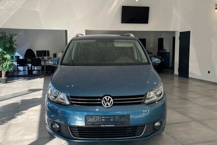 VW Touran 133.000 km 10.600 &euro; Oberhausen 46049