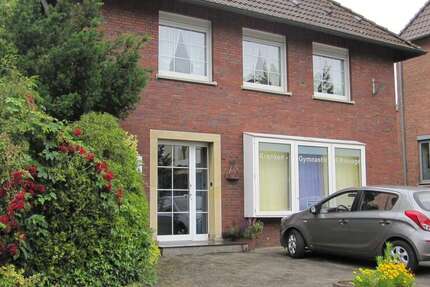 Haus zum Kaufen in Recklinghausen 450.000 € 190 m² 6 zimmer