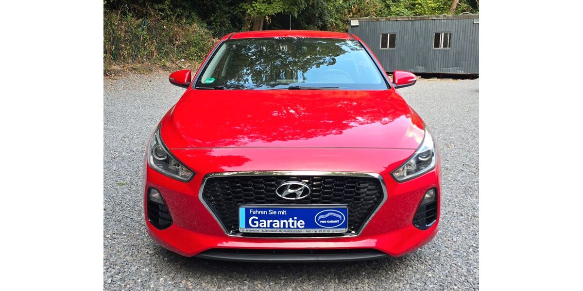 Hyundai i30 117.000 km 8.999 &euro; Wuppertal 42115