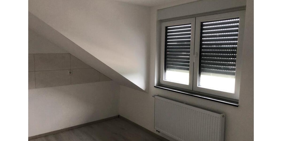 DG Wohnung mit Balkon in Oberhausen-Holten 3.5 zimmer