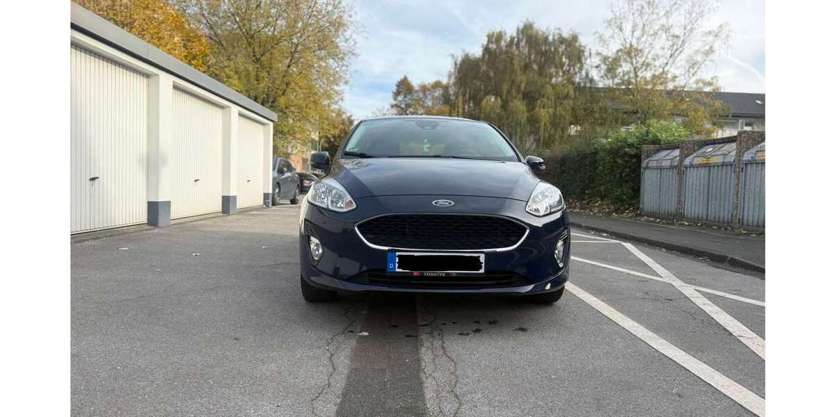 Ford Fiesta 26.500 km 10.499 &euro; duisburg 47055