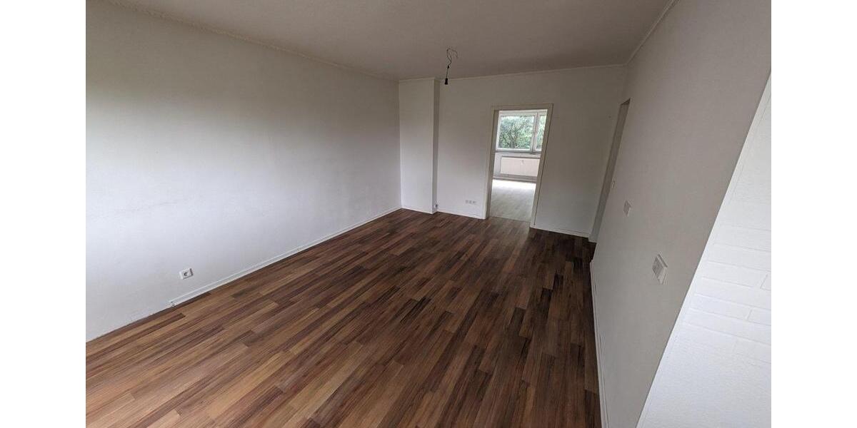 3-Zimmer-Wohnung mit Balkon AB SOFORT Bezugsfrei!!! 3 zimmer