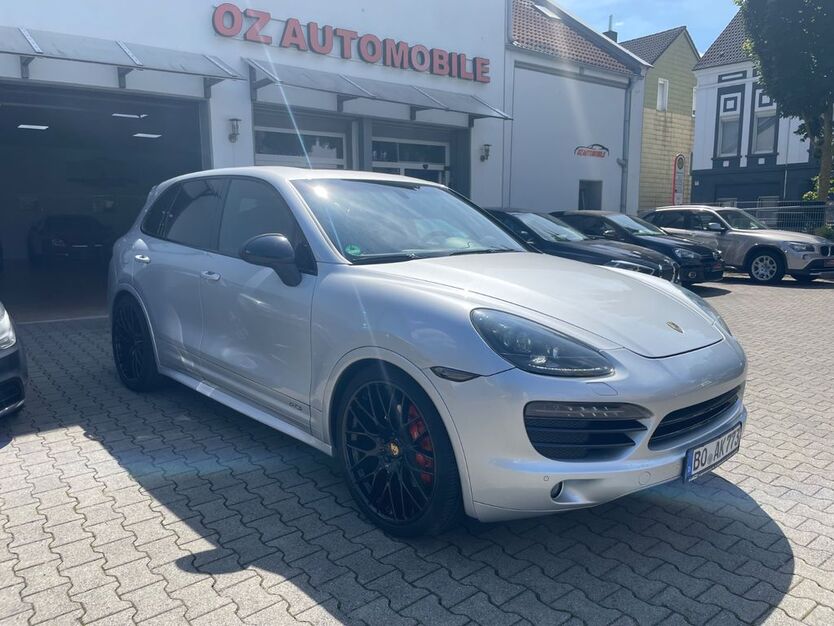 Porsche Cayenne 216.700 km 16.550 € Dortmund 44388