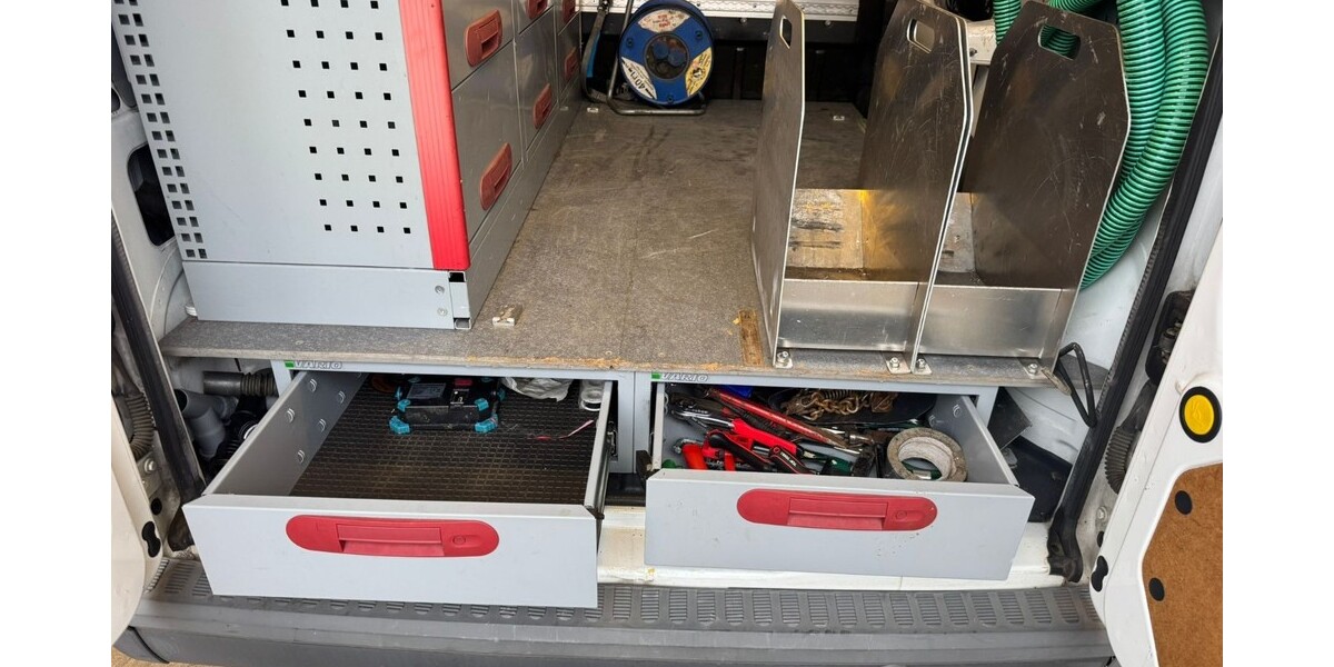 Ford Transit Tourneo Connect 143.000 km 4.900 &euro; Oberhausen 46045