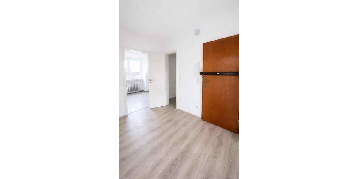 Dachgeschoßwohnung Essen Stadtbezirk IV - 2 Zimmer, 60 m&sup2;, 125.000&euro; | Angebot:26313063