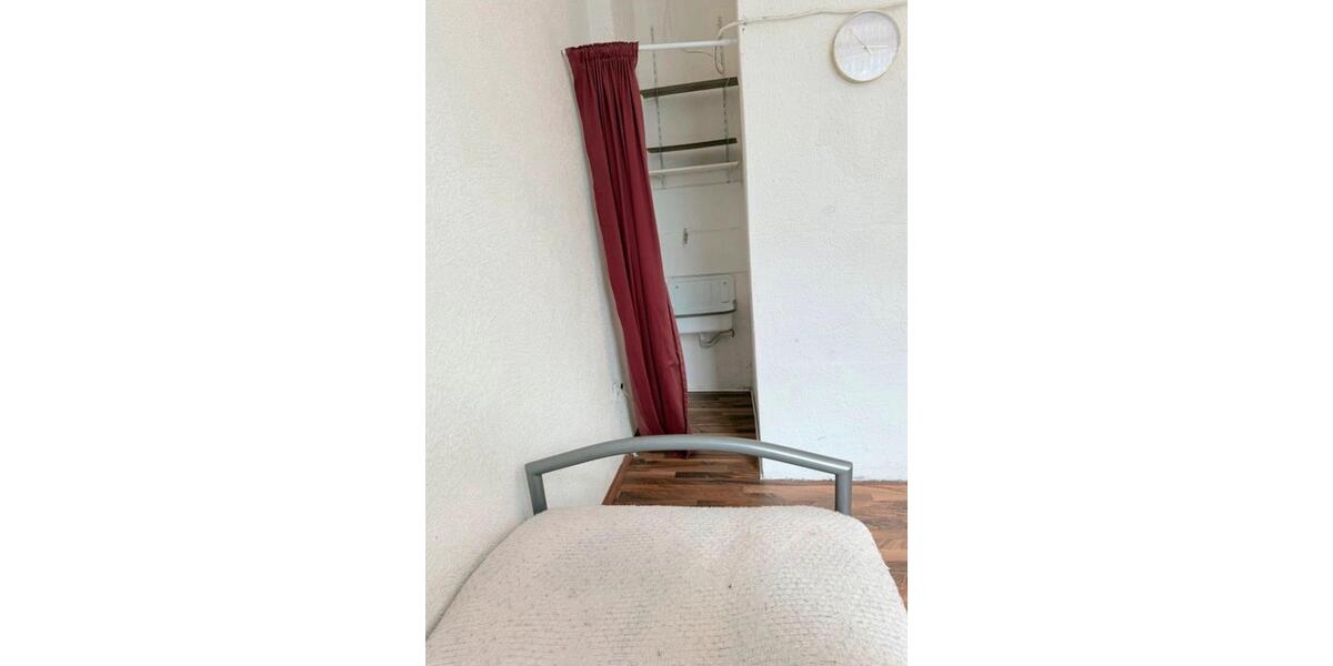 Erdgeschoßwohnung Bochum Bochum-Mitte - 2 Zimmer, 24 m&sup2;, 350&euro; | Angebot:25580088