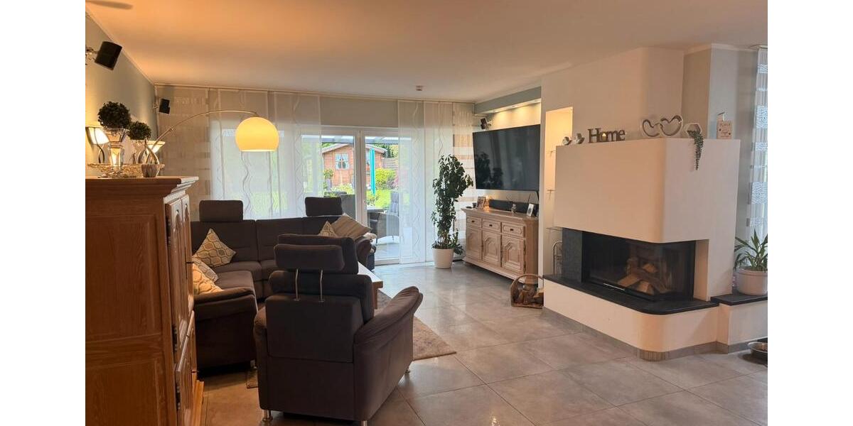 Mehrfamilienhaus, Wohnhaus Hünxe - 7.5 Zimmer, 270 m&sup2;, 859.000&euro; | Angebot:26889271