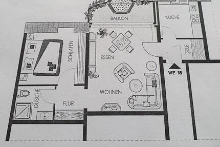 Klein Dachgeschosswohnung in der 4.Etage 2.5 zimmer