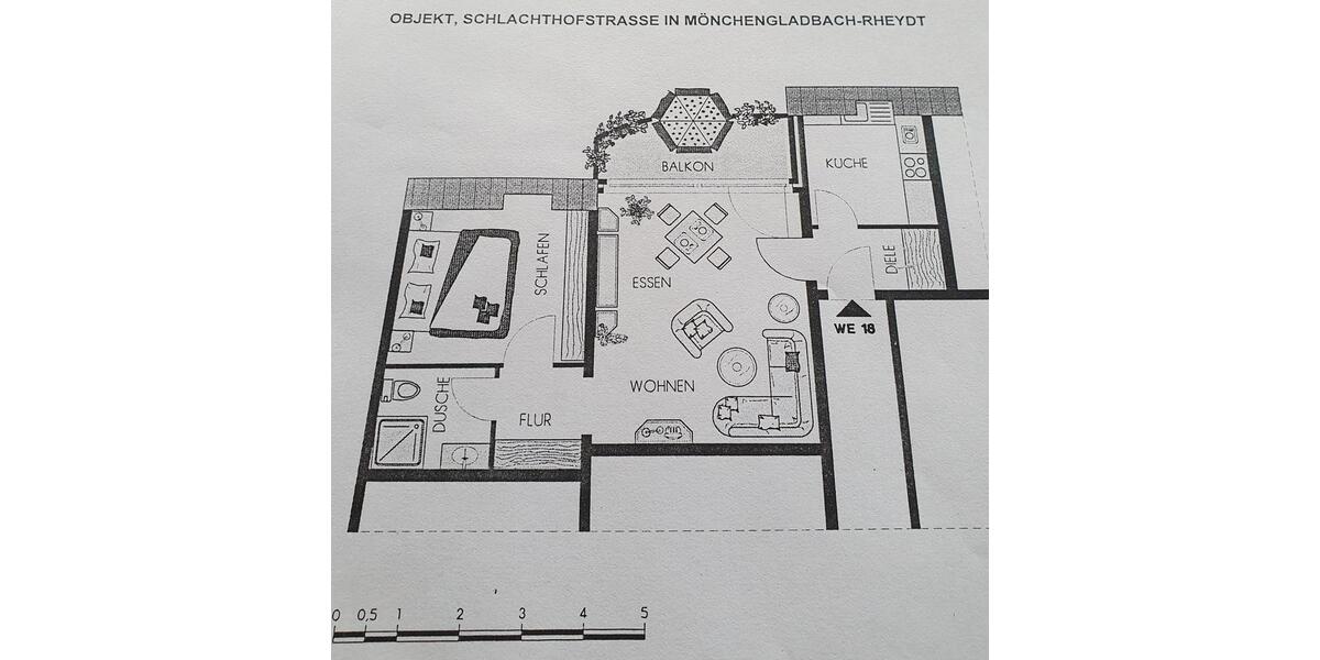 Klein Dachgeschosswohnung in der 4.Etage 2.5 zimmer