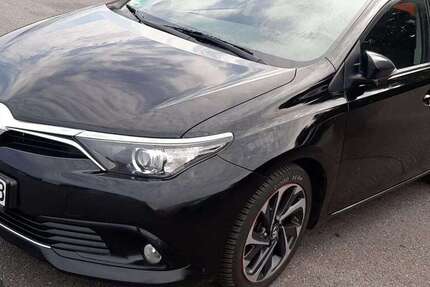 Toyota Auris 194.000 km 8.700 € Bochum 44801