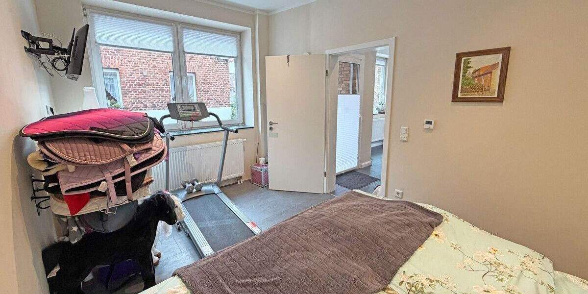 Einfamilienhaus Hünxe Krudenburg - 8 Zimmer, 246 m&sup2;, 550.000&euro; | Angebot:25684454