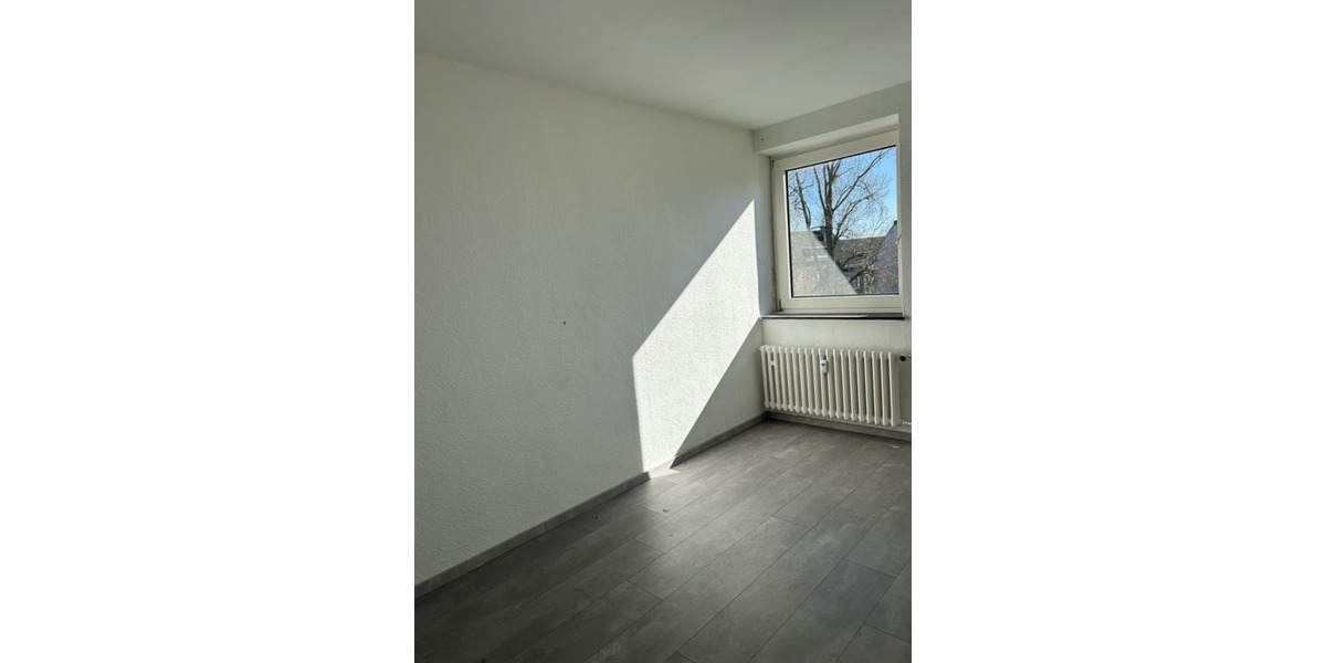 Etagenwohnung Gelsenkirchen Rotthausen - 3.5 Zimmer, 72 m&sup2;, 404&euro; | Angebot:25409584