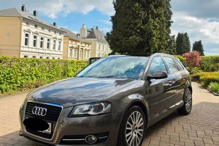 Audi A3 130.000 km 7.999 &euro; Wuppertal 42113