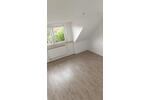Dachgeschoßwohnung Duisburg Beeck - 2.5 Zimmer, 52 m&sup2;, 374&euro; | Angebot:26237076