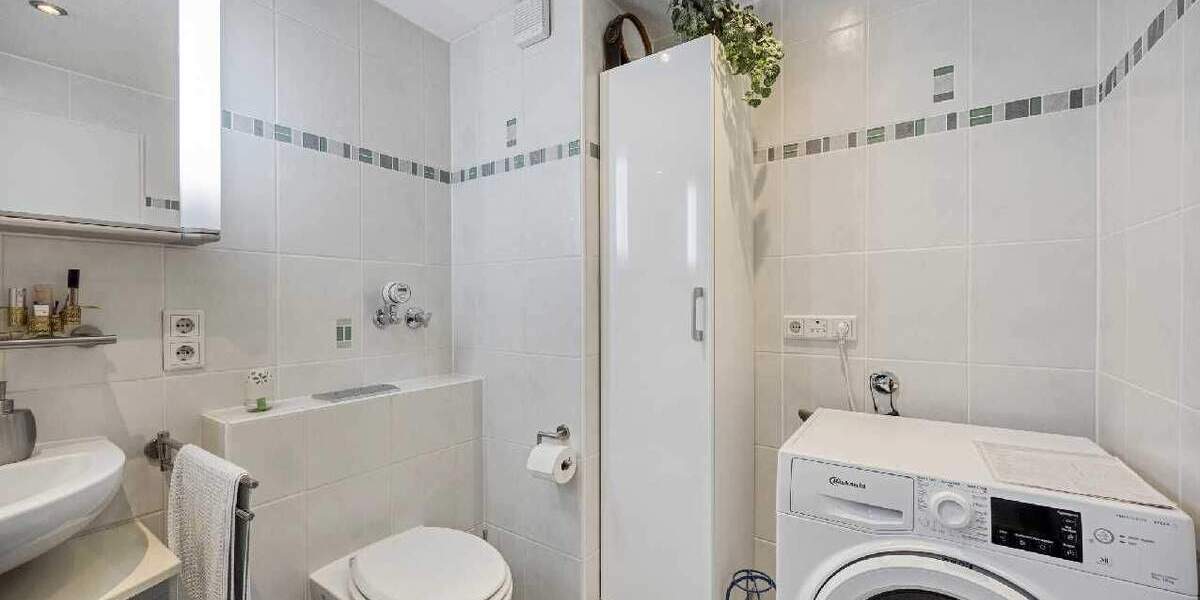 Etagenwohnung Ratingen Zentrum - 4 Zimmer, 126 m&sup2;, 448.700&euro; | Angebot:24543834