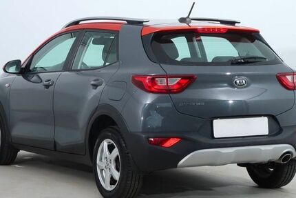 Kia Stonic 114.000 km 9.750 &euro; Duisburg 47259