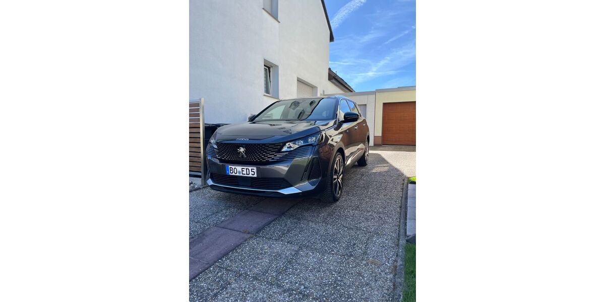 Peugeot 5008 135.000 km 22.999 &euro; Bochum 44869