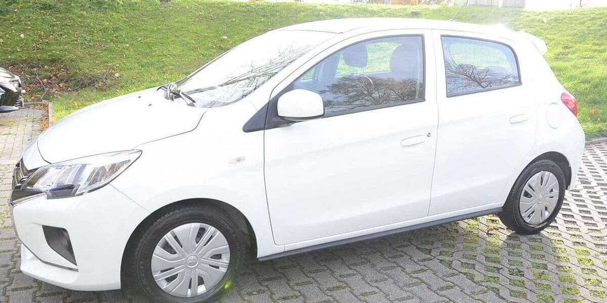 Mitsubishi Space Star 26.807 km 11.750 € Bottrop 46240