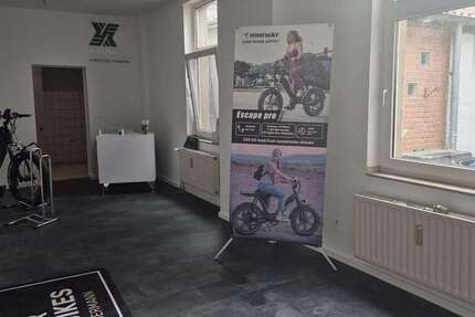 Halle in Duisburg 880 € 360 m²