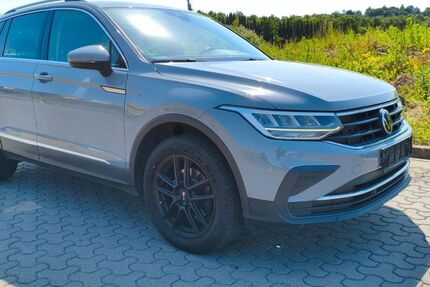 VW Tiguan 197.000 km 16.999 &euro; Essen 45279