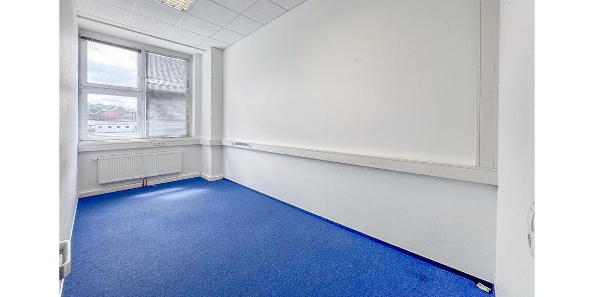 BÜRO – 270 m² – 7 BÜROS – 2 BESPRECHUNGSRÄUME – KÜCHE – LASTENAUFZUG – STELLPLÄTZE – TOP AUFGETEILT! zimmer