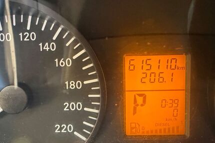 Mercedes-Benz Vito 615.000 km 15.500 &euro; Duisburg 47179