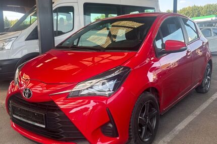 Toyota Yaris 71.000 km 7.800 &euro; Essen 45356