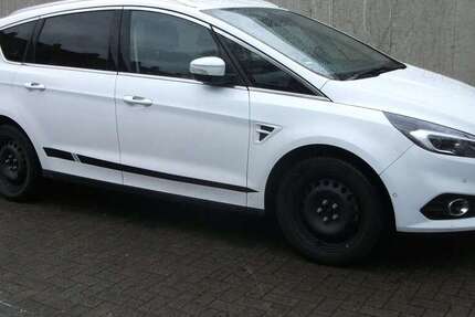 Ford S-Max 171.400 km 9.850 &euro; Recklinghausen 45657