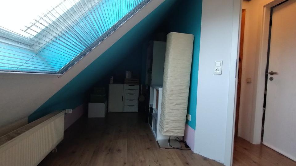 75 qm Dachgeschosswohnung, Einzelgarage und Garten in OB - Heide 3.5 zimmer