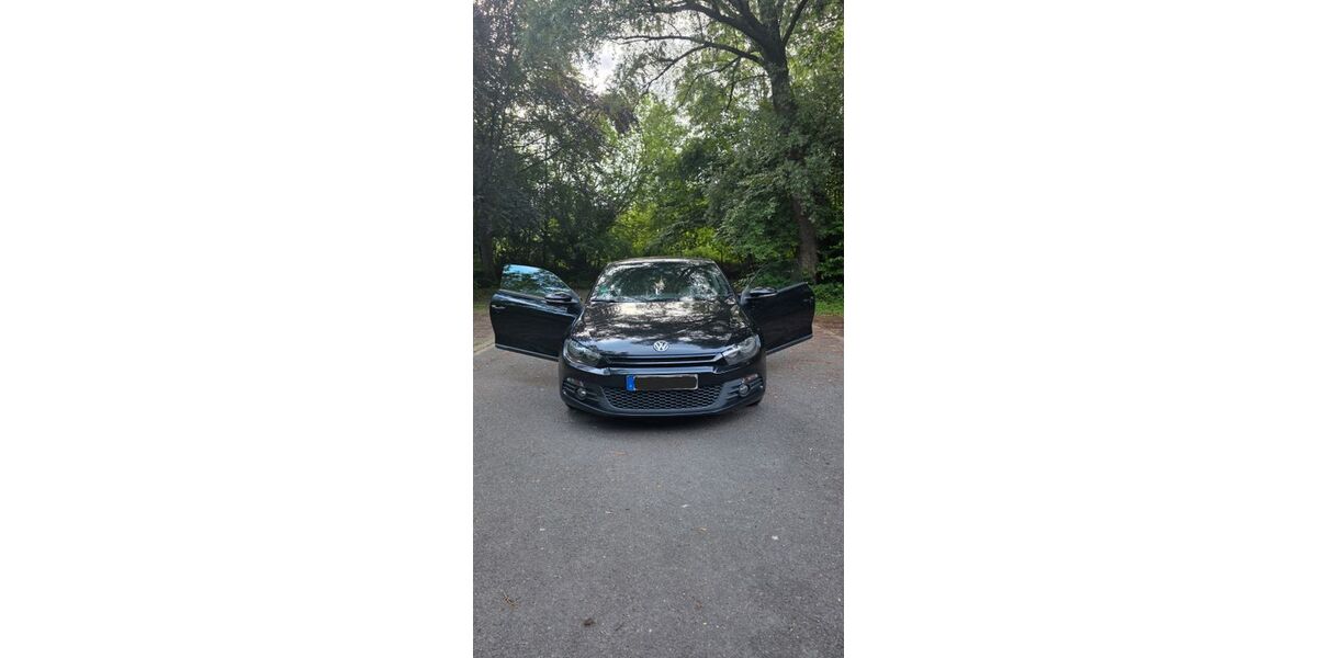 VW Scirocco 199.800 km 4.800 &euro; dortmund 44145