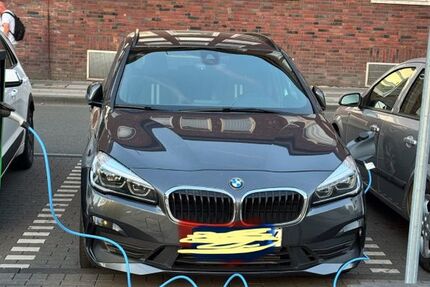 BMW 225 Active Tourer 102.000 km 14.999 &euro; Duisburg 47053
