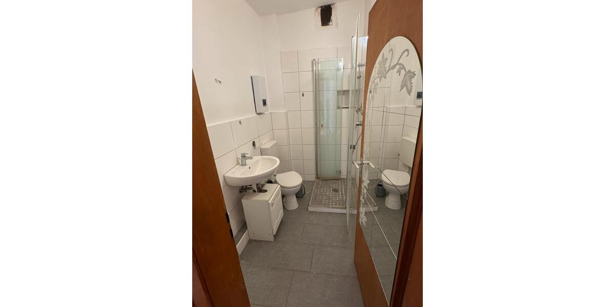 Etagenwohnung Duisburg Duisburg-Mitte - 2 Zimmer, 51 m&sup2;, 480&euro; | Angebot:25571238